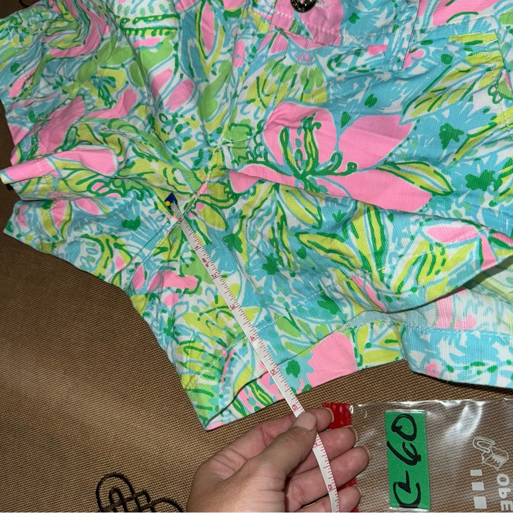 Lilly Pulitzer The Callahan Short Cotton Floral Green Pink Size 4 - Picture 13 of 13